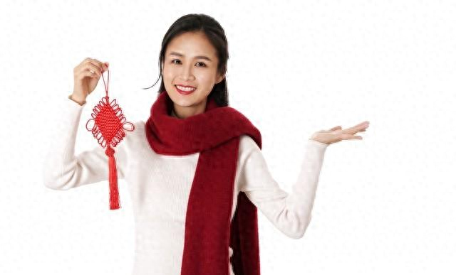 “征服”一个中年女人，不要送礼，也不要打电话，而是这样