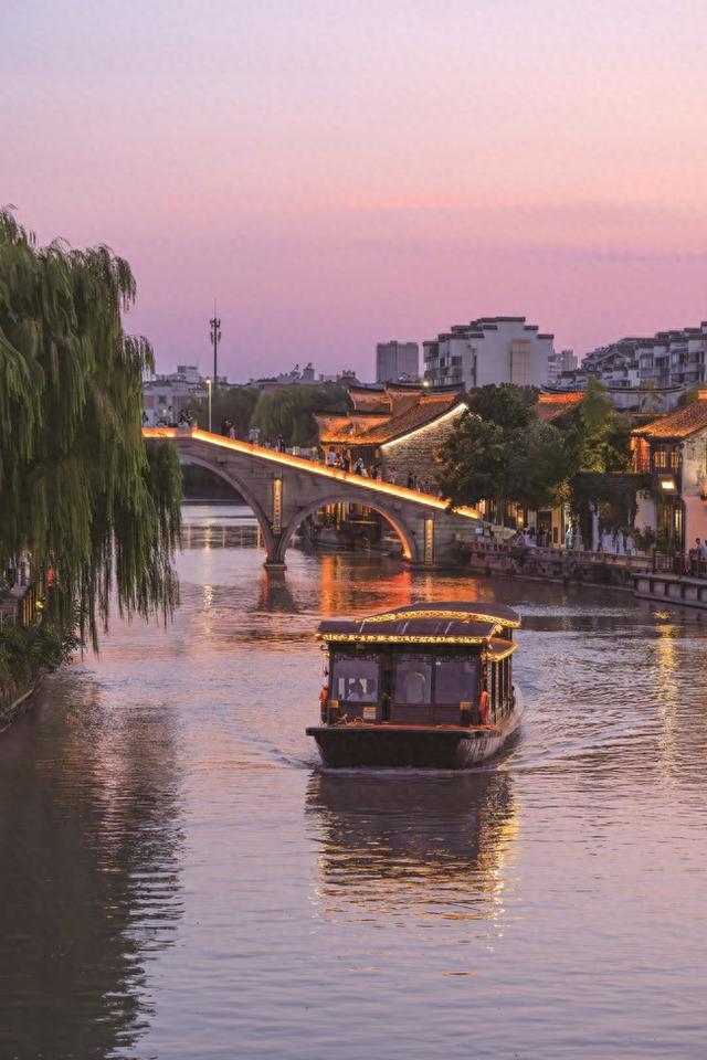 夜游环城河