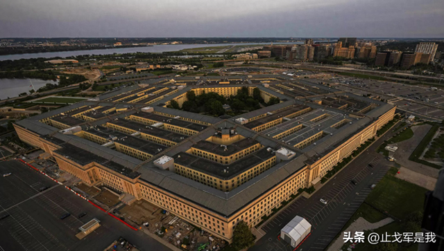 外媒：即使美国最新型航母“福特号”，也无法在解放军攻击下幸存