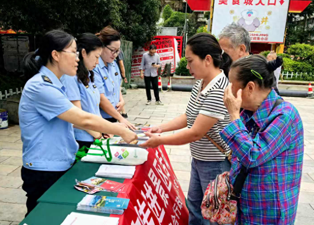 新修订《贵州省旅游条例》即将施行！贵阳文旅在黔灵山公园开展普法宣传