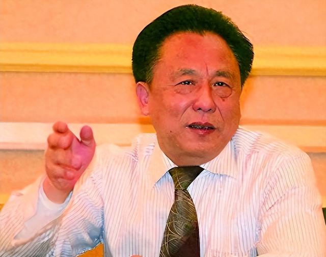 包养10位情妇，睡觉翻牌生下11个私生子，75岁还在拼命生娃！