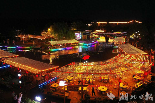 点亮璀璨“夜汉川”激活文旅消费新引擎