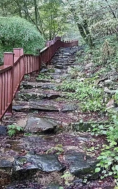 铁瓦寺古道奇观