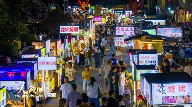 广西梧州：夜市人气旺