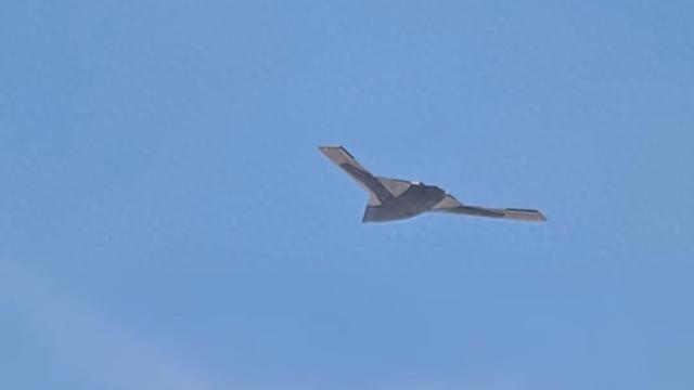 大的真来了？中国52米“黑影”横空出世，全球战略格局恐要变天