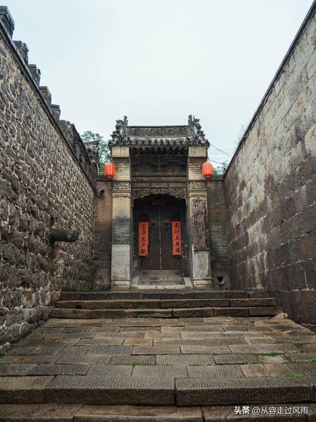 小游戏逃离小河村庄攻略（阳泉小河古村被时光遗忘的静谧角落）