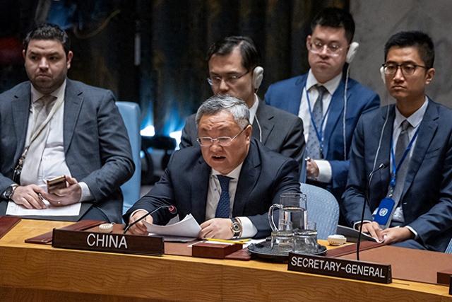 中日在联合国再度交锋，菲明确表态支持日本，并持刀威胁中国海警