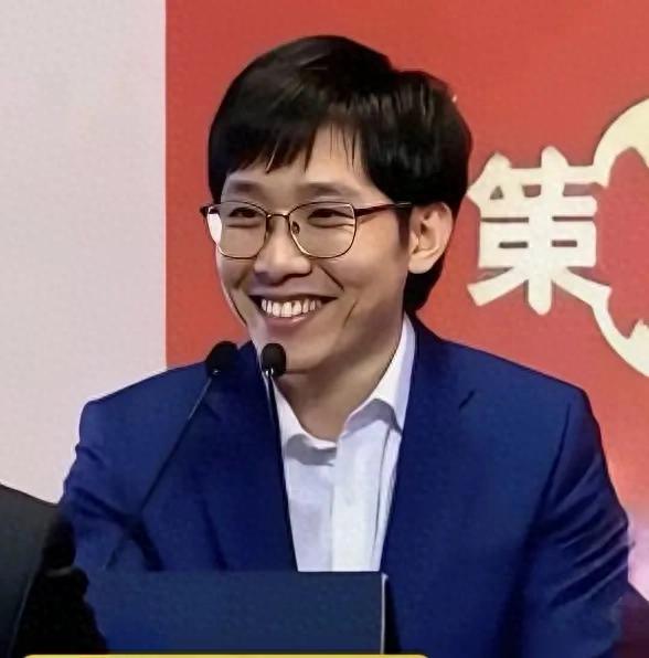 梁文峰又一次抛出重磅观点！