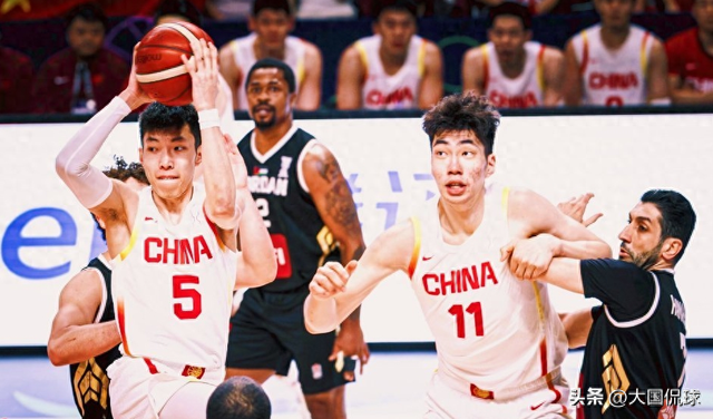 中国男篮晋级8强！2人表现满分，3人最差，郭帅培养出NBA级后卫
