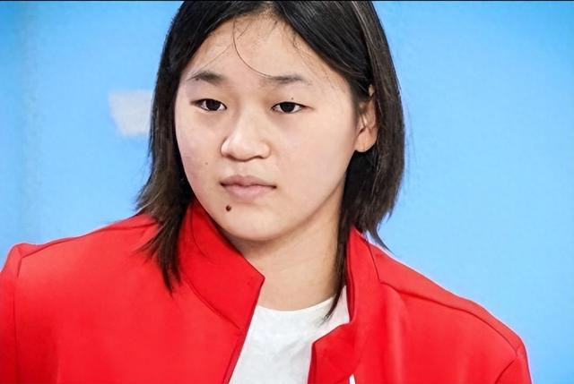 全红婵回乡过节，全爸一个举动透露她目前处境 国家队去留再添悬念