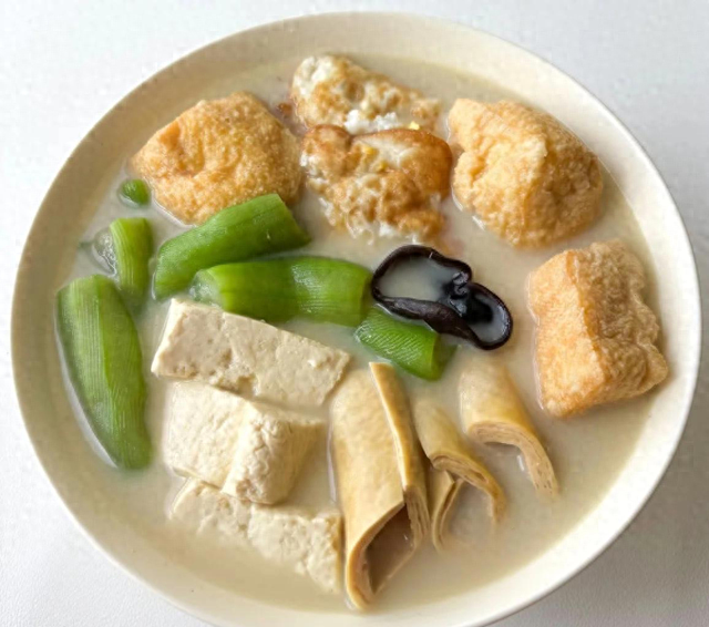 瘦33斤后，我终于明白：减肥的关键从不是饿肚子，而是轻断食！