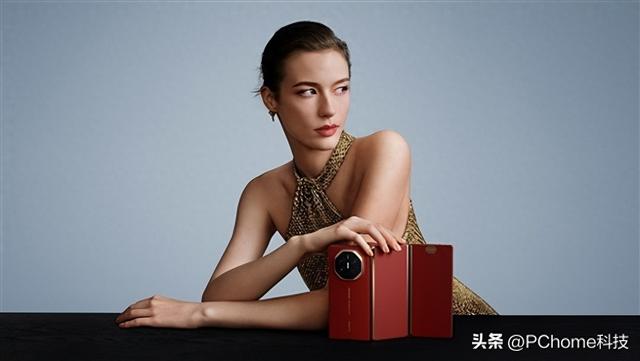 网传华为三折叠Mate XTs定档9月10日，正面狙击iPhone 17