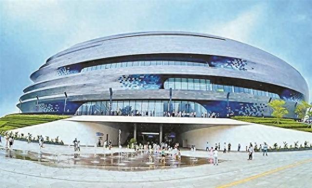 国内外游客纷至沓来 深圳光明成暑期度假新胜地