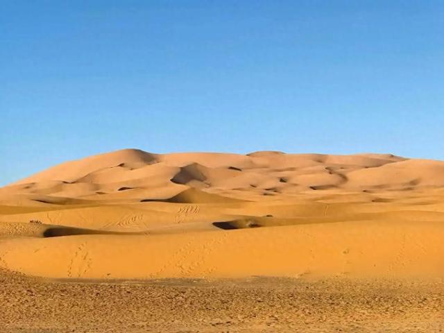 探秘精绝国，沙漠“东方庞贝	”藏千年国宝与消失之谜