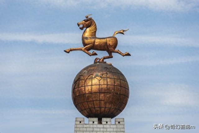 当代散文|武威那匹威武的马