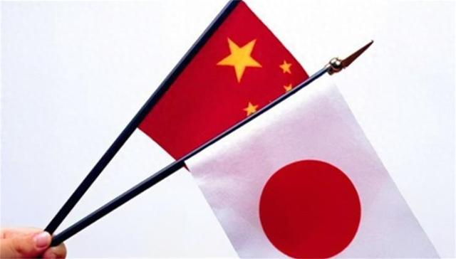 轮到中国掀桌子了，日本为何被开刀？中方送日本6个字，看好了