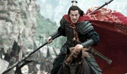 在三国演义中,谁是最强的武将?（三国最强武将究竟是谁）