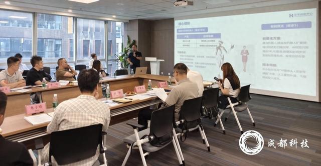 “营”在成都｜AI机器人加油走进现实？政府“搭台”蓉企“解题”