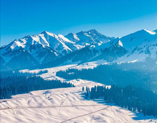 冬季旅行适合去的6个目的地，12月-2月，去看童话般的纯净雪景