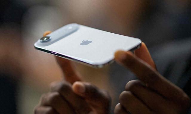 “史上最薄”iPhone来了，与中国联通合作