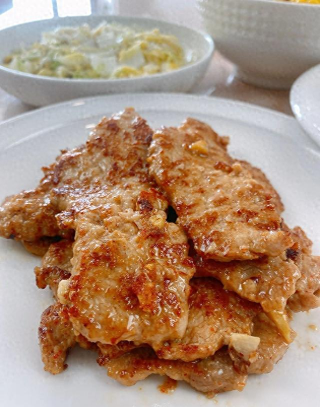 街边里脊肉不知道是什么肉？教你用猪肉制作，软嫩又入味，太香了