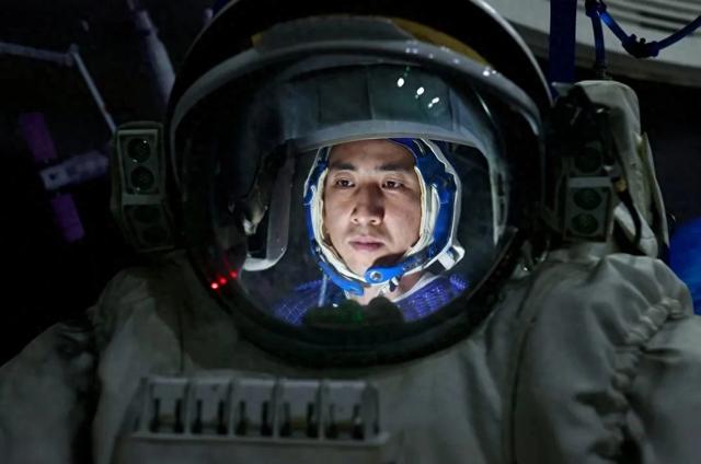 内蒙古籍航天员武飞:童年在遍地牛羊四季分明的草原上度过