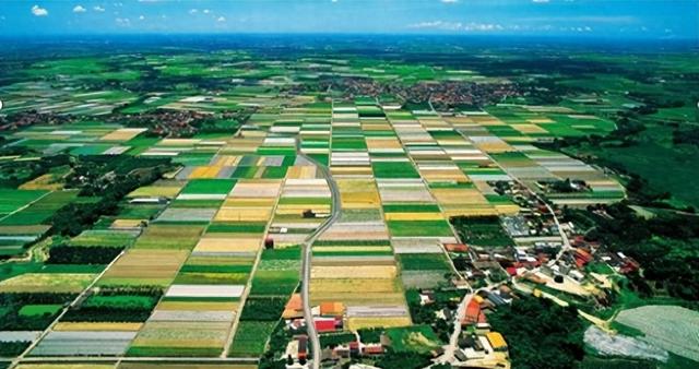 中国历史上有两个“天府之国”，一个在成都平原，另一个又在哪里