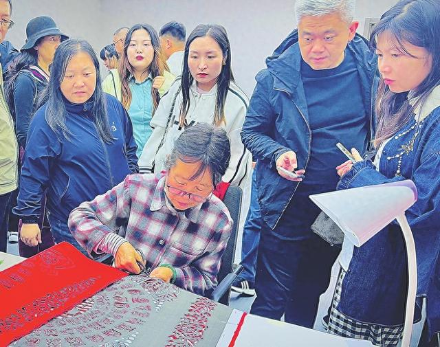 山西：创新举措激活市场 暖心服务留住游客