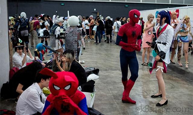 ios哔咔漫画隐藏入口（哔咔漫画全景从ACG到Cosplay）