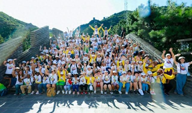 【寻脉・中华】“汉语桥”小选手登长城 居庸关上留下成长足迹
