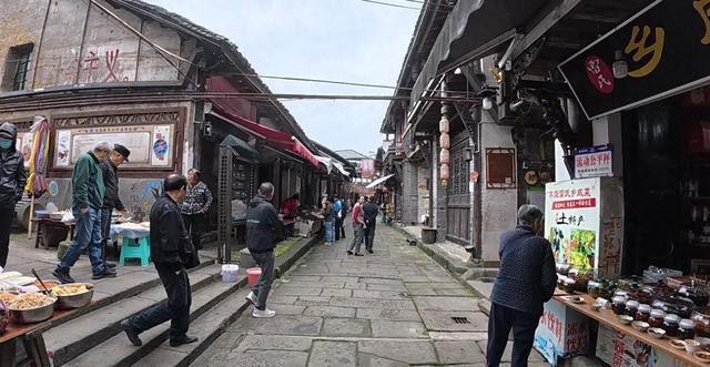 重庆深山藏着一座古镇，原汁原味烟火扑面，竟然很多本地人未踏足