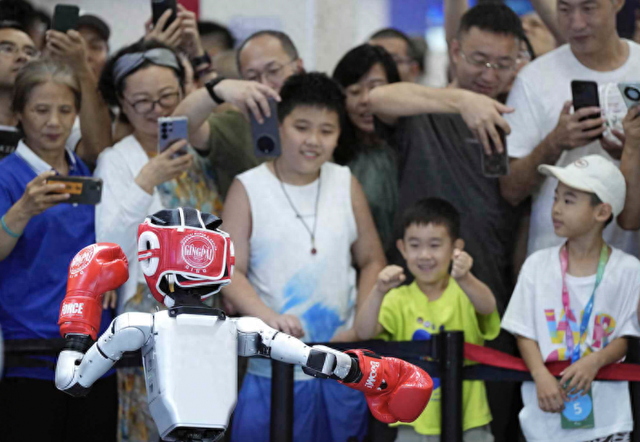 2025世界机器人大会闭幕 北京机器人产业居全国第一梯队｜机器人发展看北京
