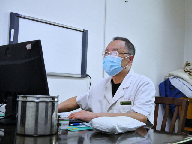 中医养生固齿良方有哪些（肾好牙齿坚一个补肾良方）