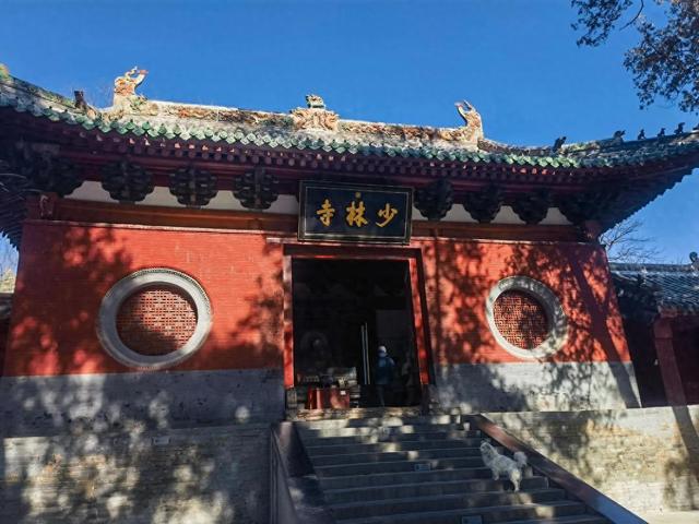 局面突变？释永信被带走仅7天，四大名人挺身而出，愿为其养老