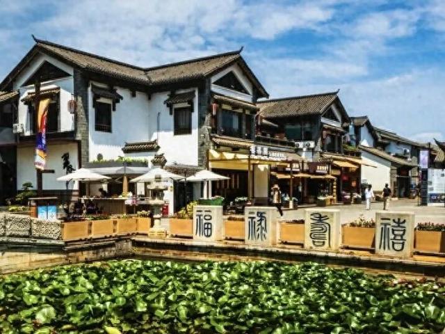 第二波福利来啦！跑昆明半马，免费畅游……
