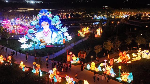 涿州2025通会灯市启幕，京津冀文旅版图再添新亮点