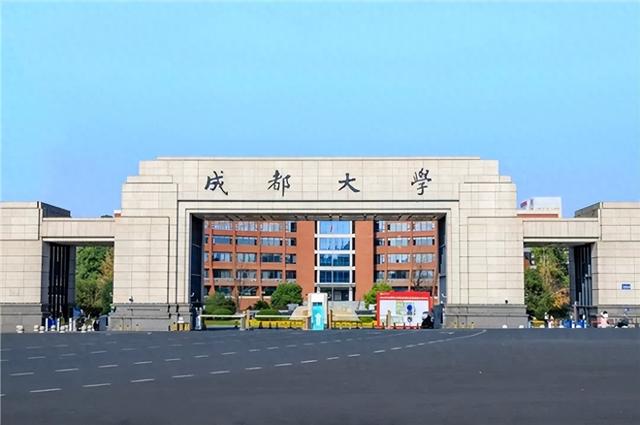 成都高校研学之旅：漫步名校，感受学术与人文魅力