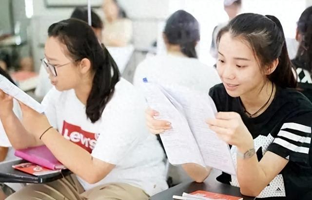 “这真供不起！”甘肃妈妈晒出大学4年花费明细，引底层家长共鸣