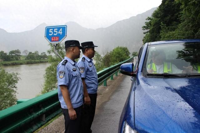 一路繁花 一路有警：“千年古驿”焕发新生