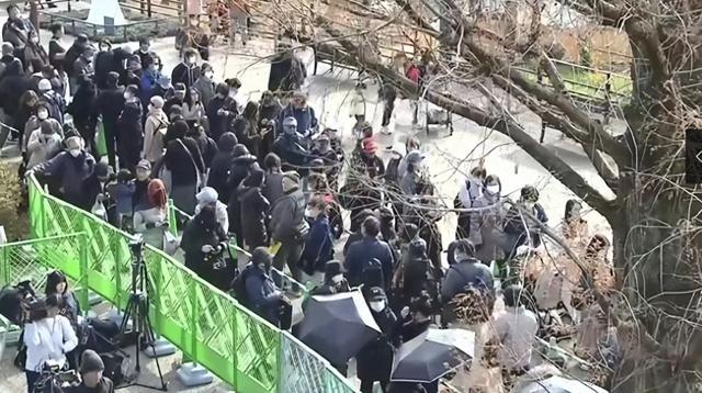 没有商量余地	，中国直接收回，17万日本人泪奔，高市闯祸了！