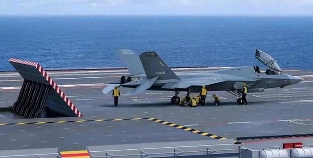 解放军四大战区发声，特朗普火上浇油，给中方送来一个动手的机会