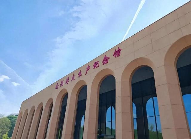 黄企生 随笔：三秦大地见闻之十二——南泥湾：黄土坡上的生命赞歌