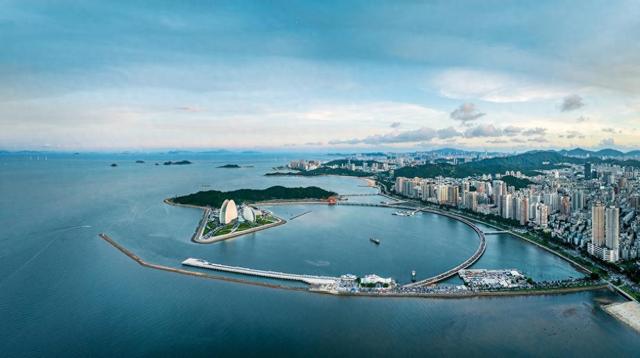 珠海这个时节让人心醉，十几度温暖如春，风景美得让人不想回家