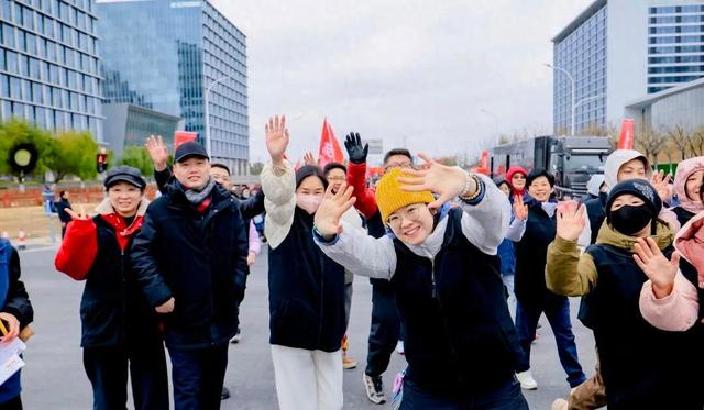 马乘青云，浦绘新篇！这场迎新徒步燃动新年