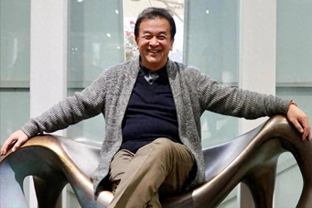 “免职风波”10年后，再看黄宏现状，才明白当初我们冤枉李双江了