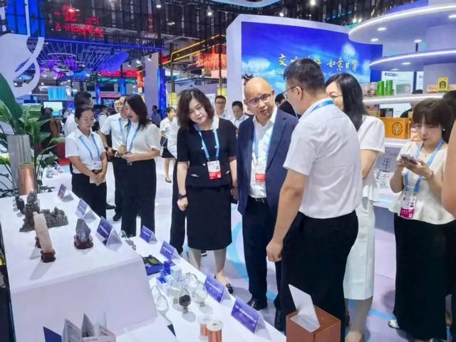 兰石中科产品亮相中国国际投资贸易洽谈会