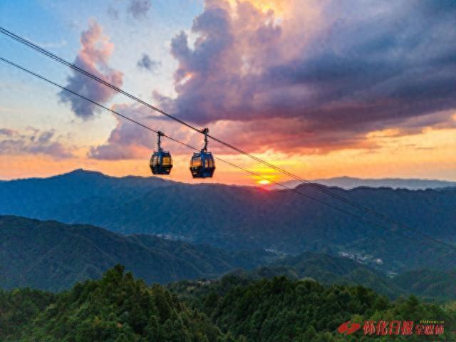 世界那么大好想去怀化丨湛湛秋水兮上有枫——溆浦赏秋系列文旅活动吸引八方游客