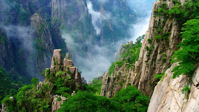 女孩徒步黄山神秘失联，确认遇难后，家人竟然接到48秒无声电话