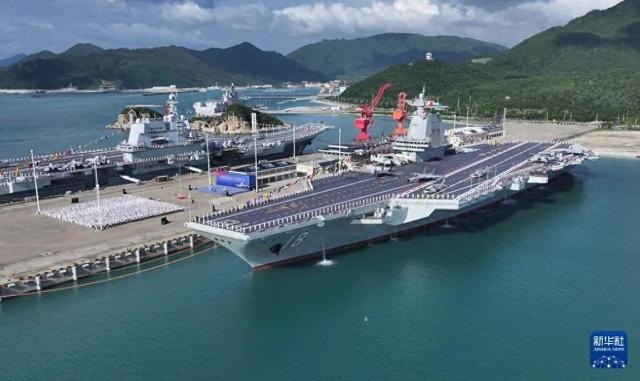 福建舰的战力到底有多强？聚焦两个核心问题