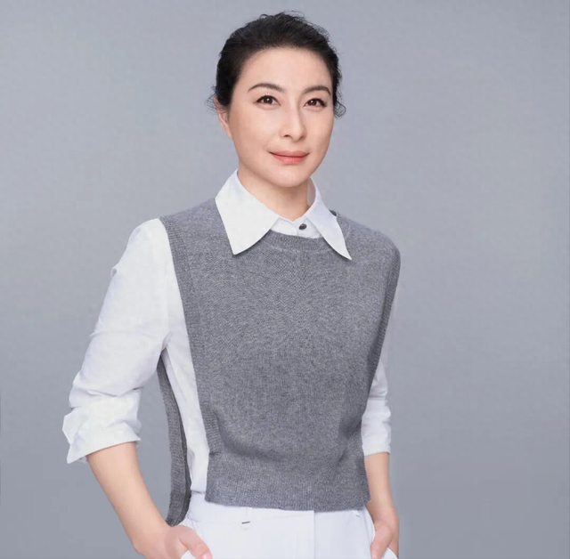 摊牌了！结婚13年，郭晶晶再次迎来喜讯	，原来霍震霆当年没说错